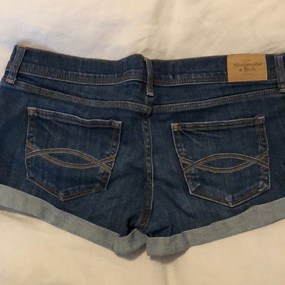 Abercrombie Jean shorts - Picture 2 of 2